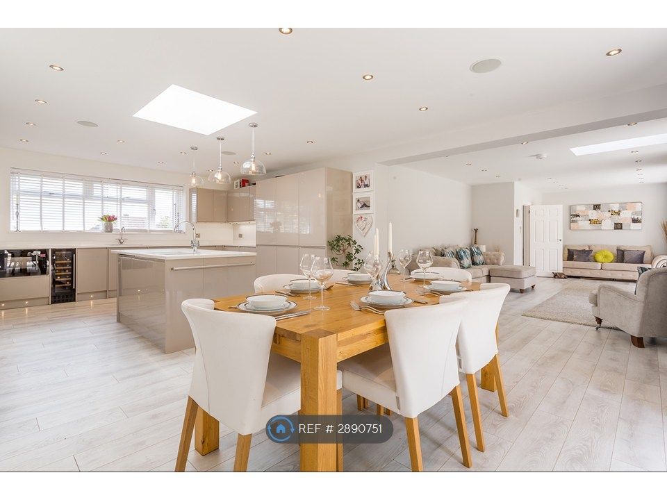 Additional image 7 of 5 bed detached house to rentSt. Stephens Close, Bath BA1