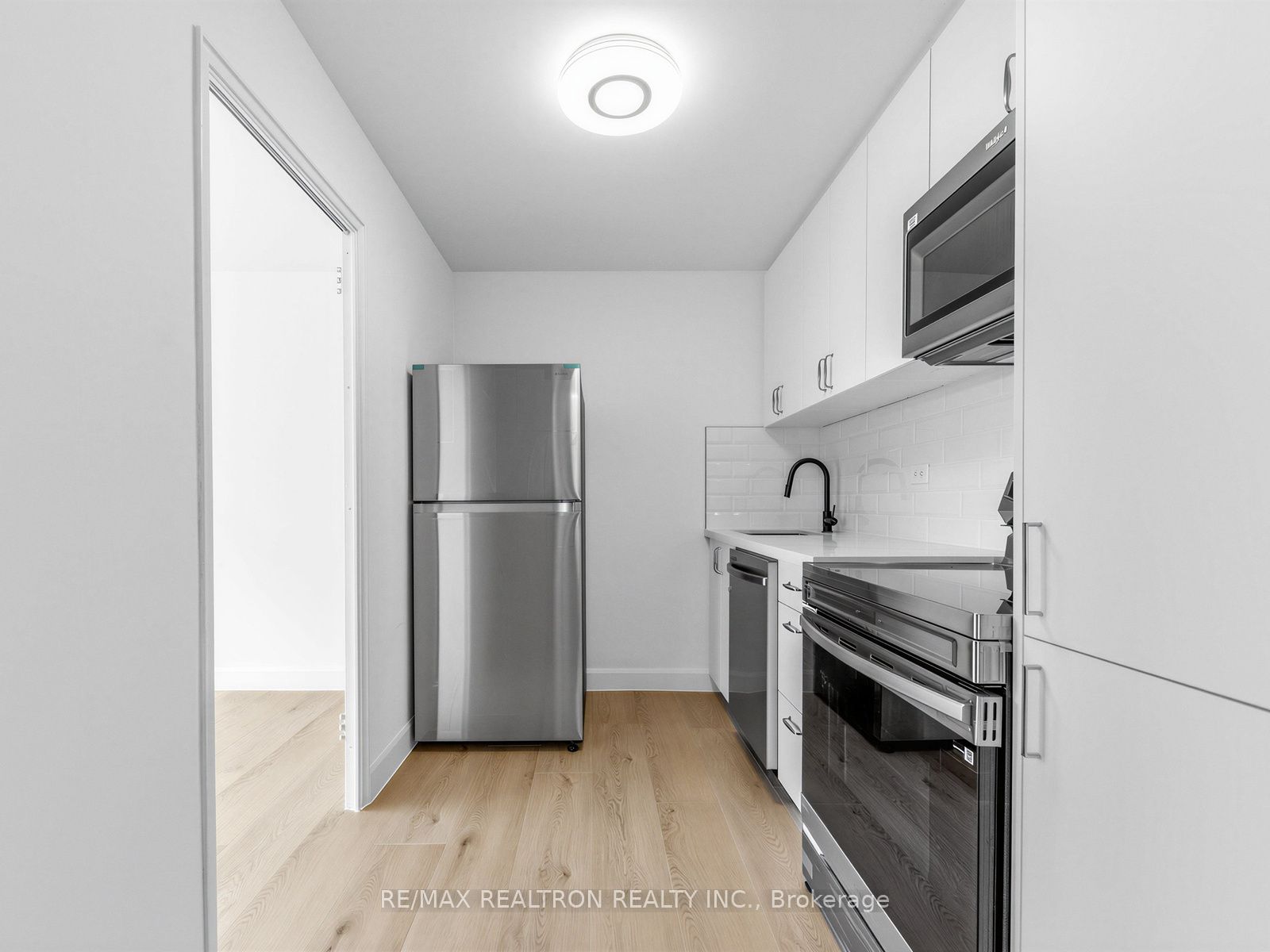 Additional image 6 of 302-580 Christie Street, Toronto, ON, M6G 3E3