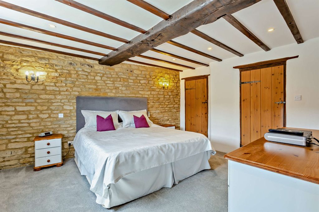 Additional image 19 of 5 bed cottage for saleChurch Street, Alwalton, Peterborough PE7