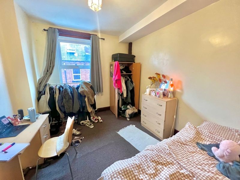 Additional image 5 of 5 bed shared accommodation to rentBranksome Place, Hyde Park, Leeds LS6