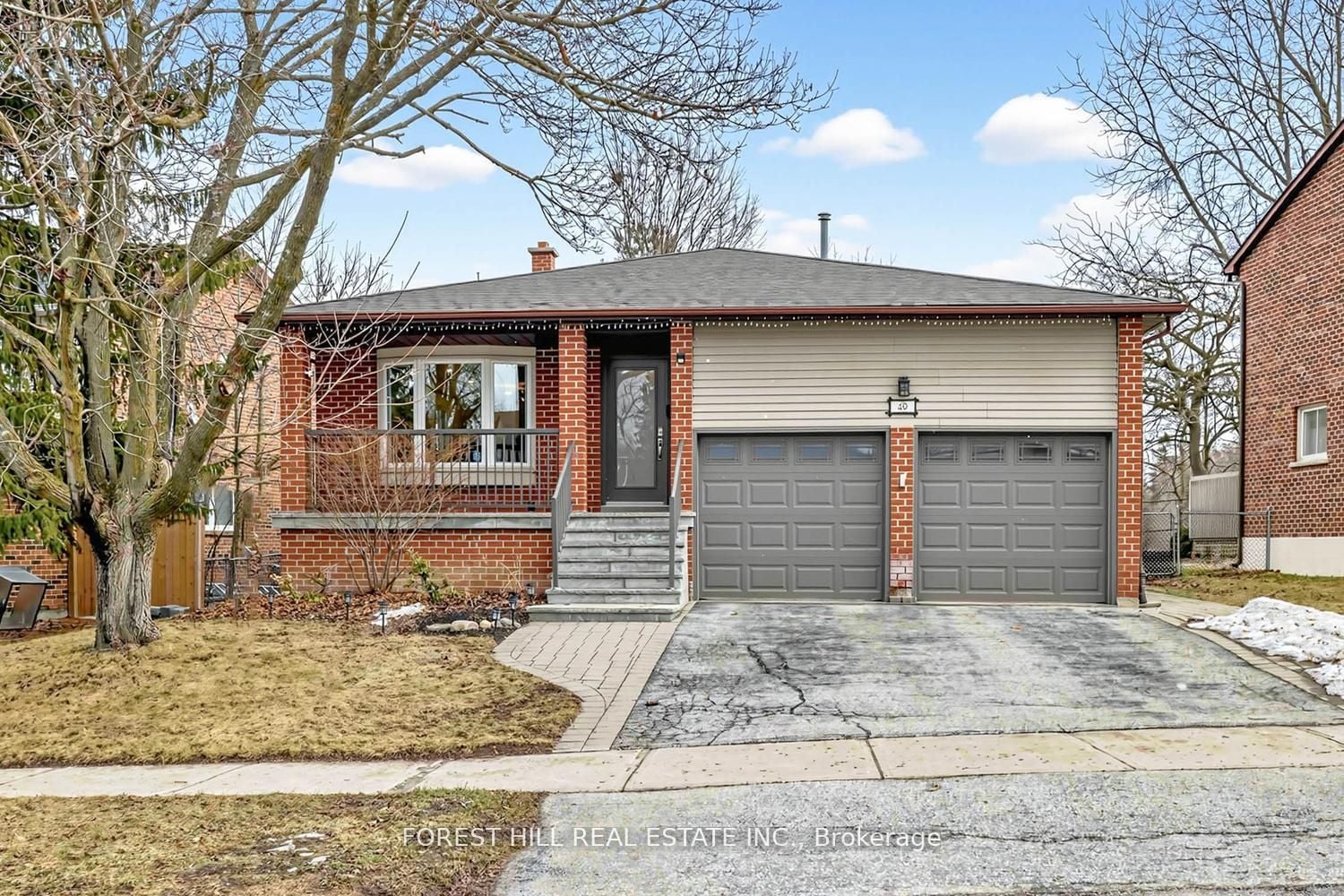 Additional image 2 of 49 Seaton Drive, Aurora, ON, L4G 3W9