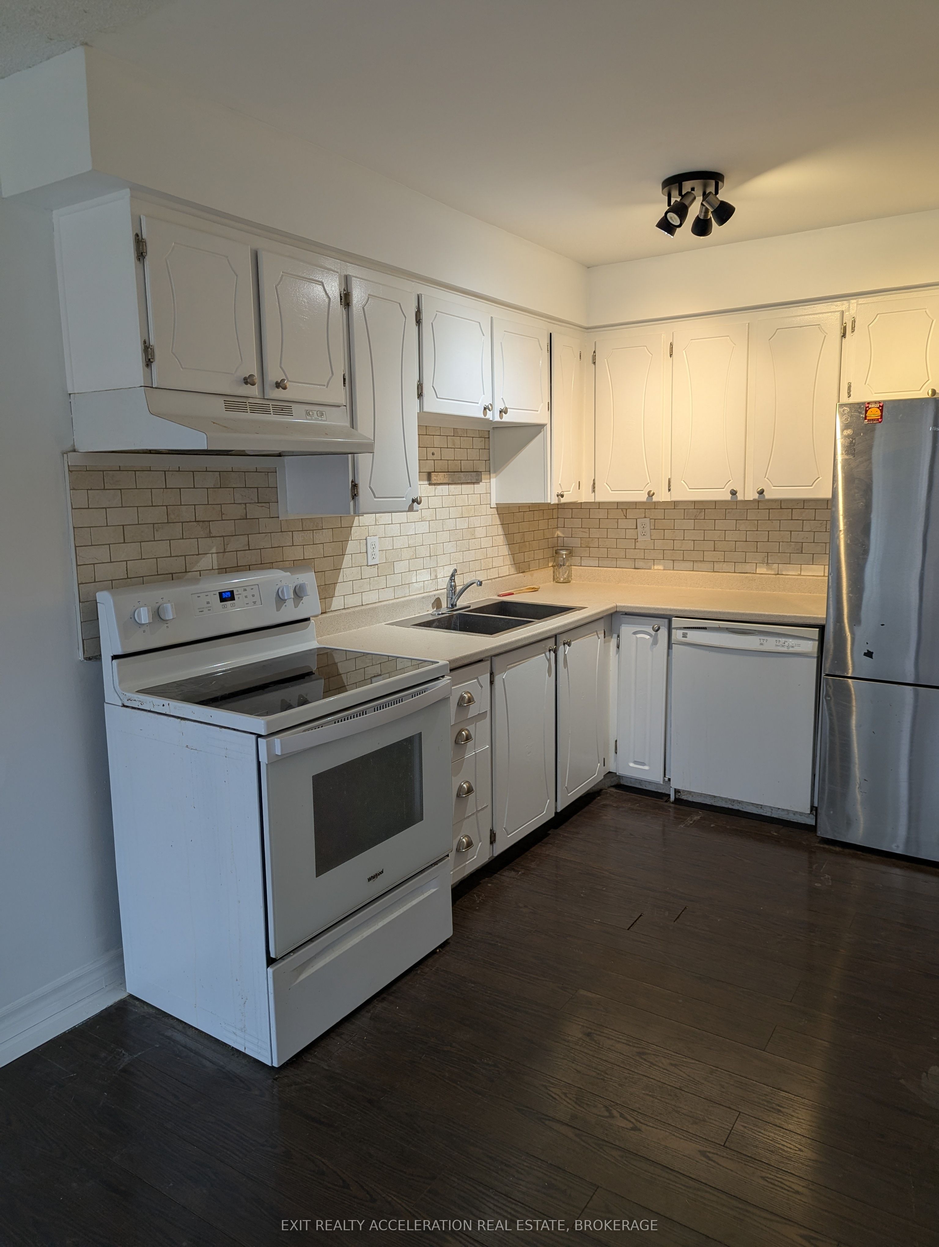 Additional image 4 of 17-19 Macphearson Avenue, Kingston, ON, K7M 6W4