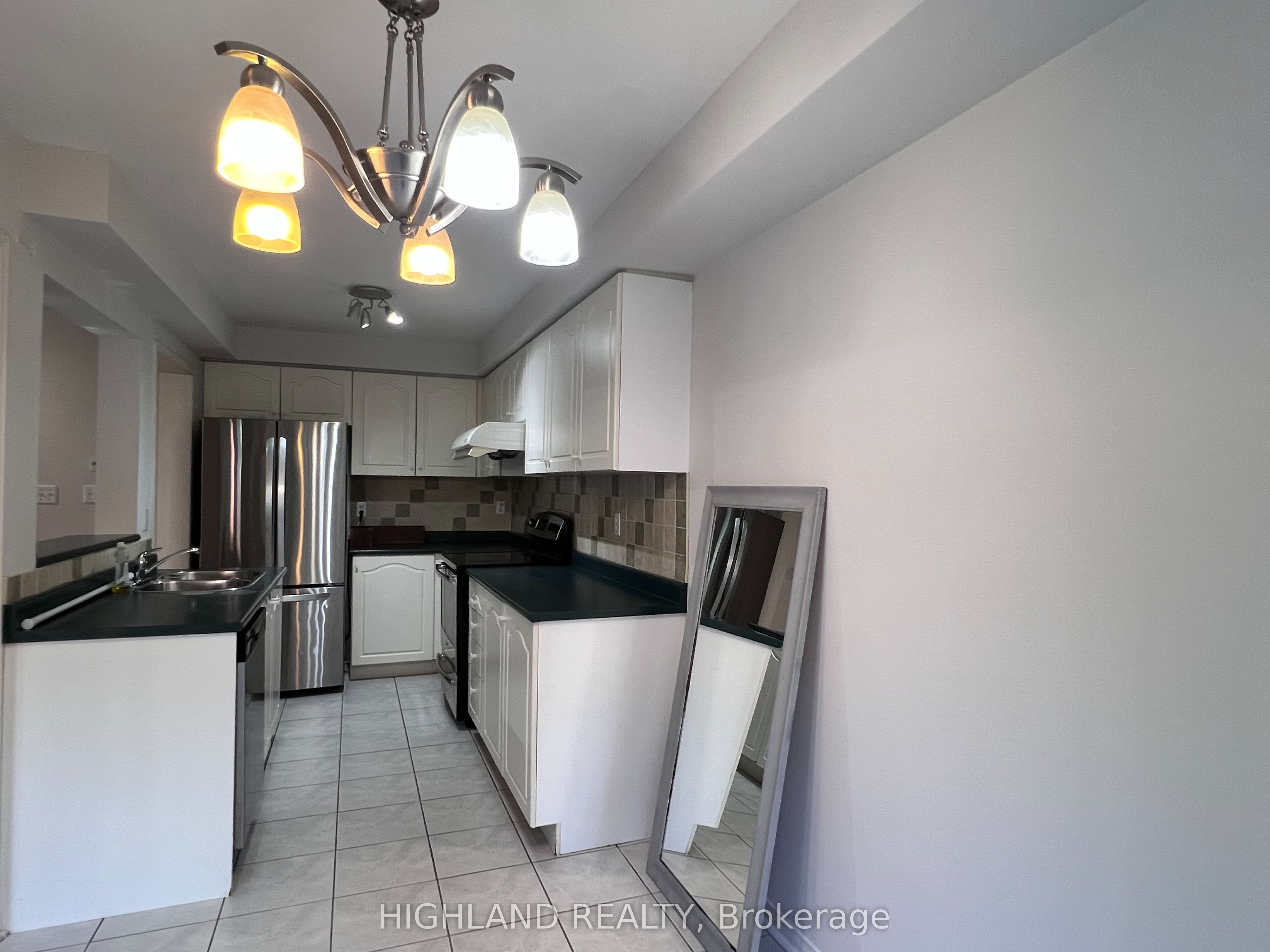 Additional image 4 of 44-1591 South Parade Court, Mississauga, ON, L5M 6G1