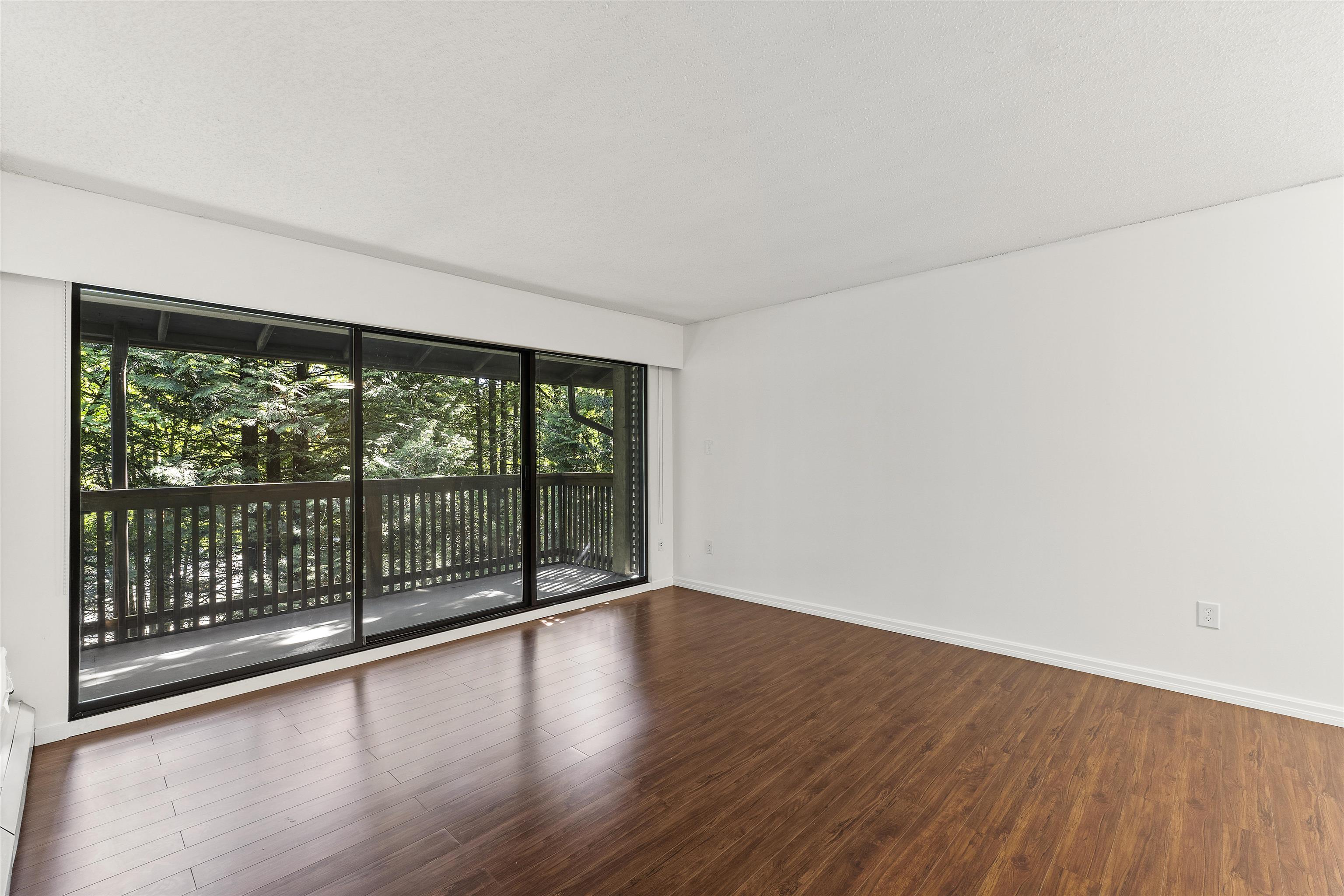Additional image 4 of 302-14925 100 Avenue, Surrey, BC, V3R 1J6