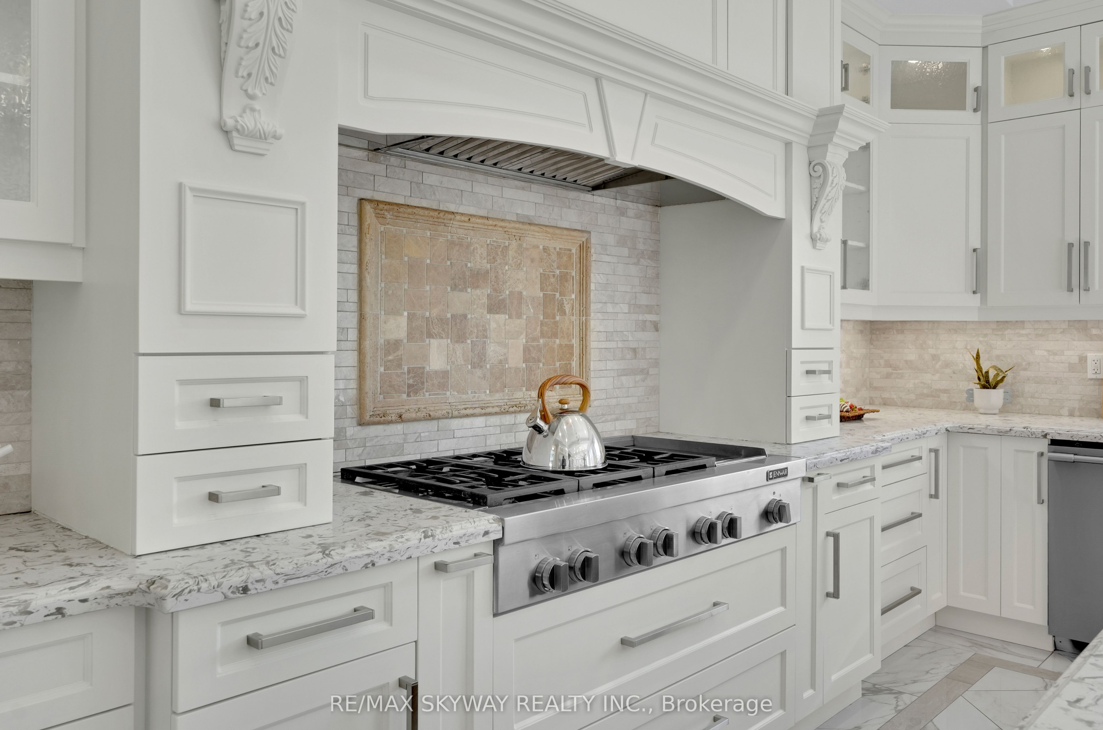 Additional image 6 of 7 Riesling Court, Hamilton, ON, L8G 0B4