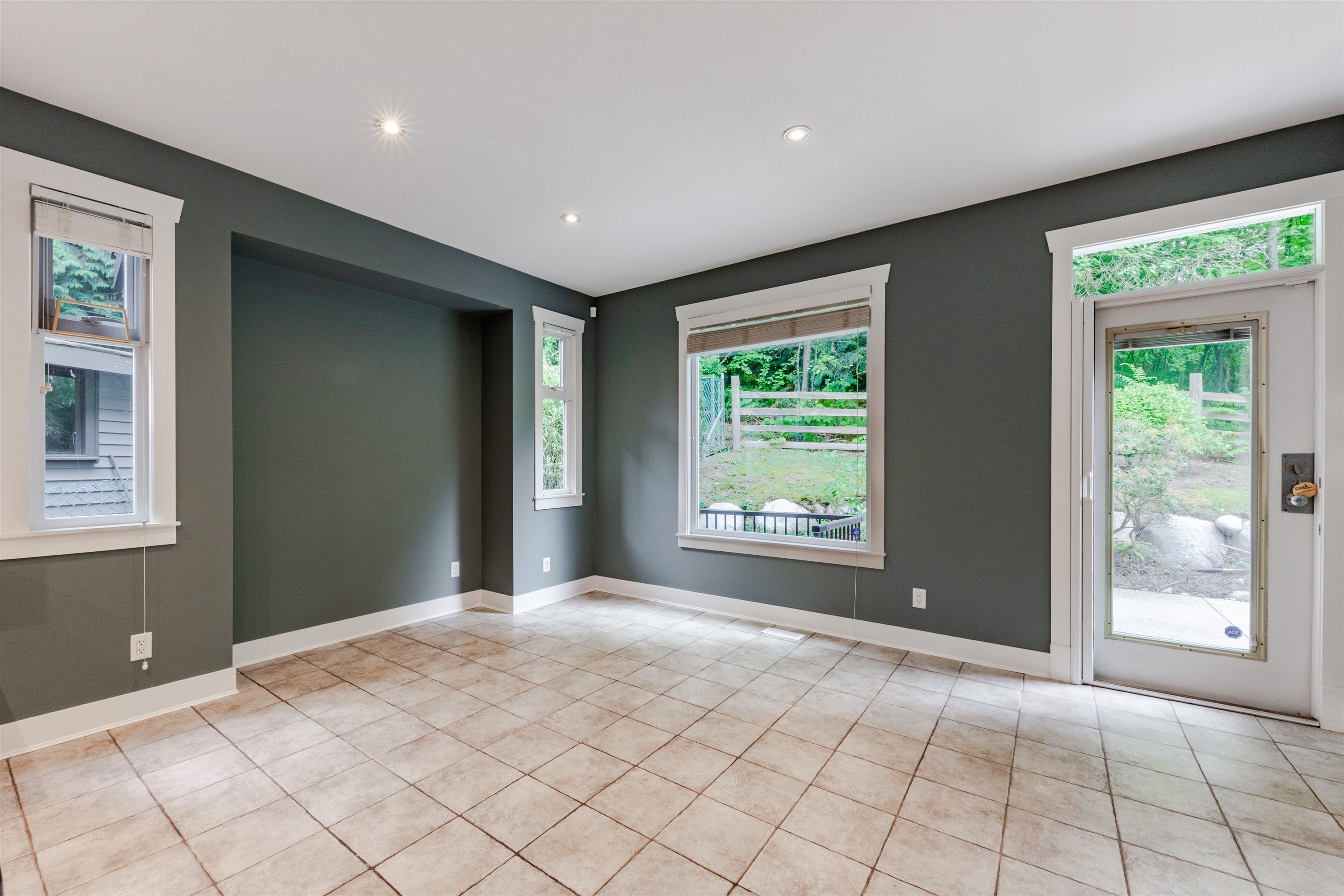 Additional image 4 of 14650 61a Avenue, Surrey, BC, V3S 6N4