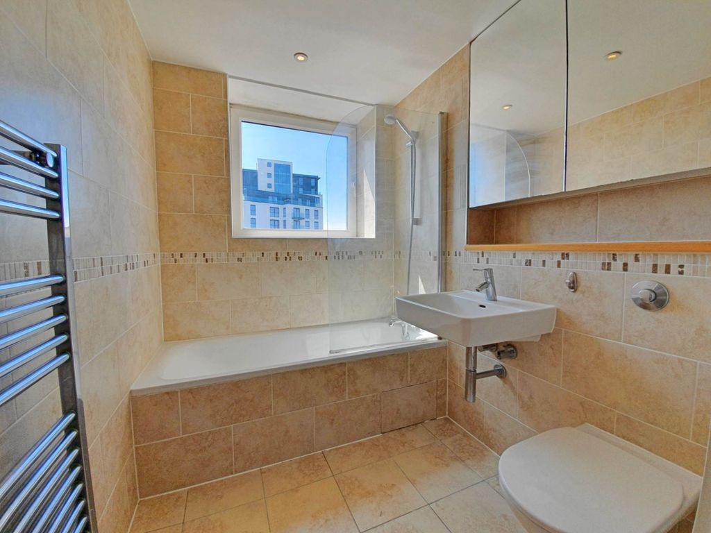 Additional image 10 of 2 bed flat to rentKey Street, Ipswich IP4
