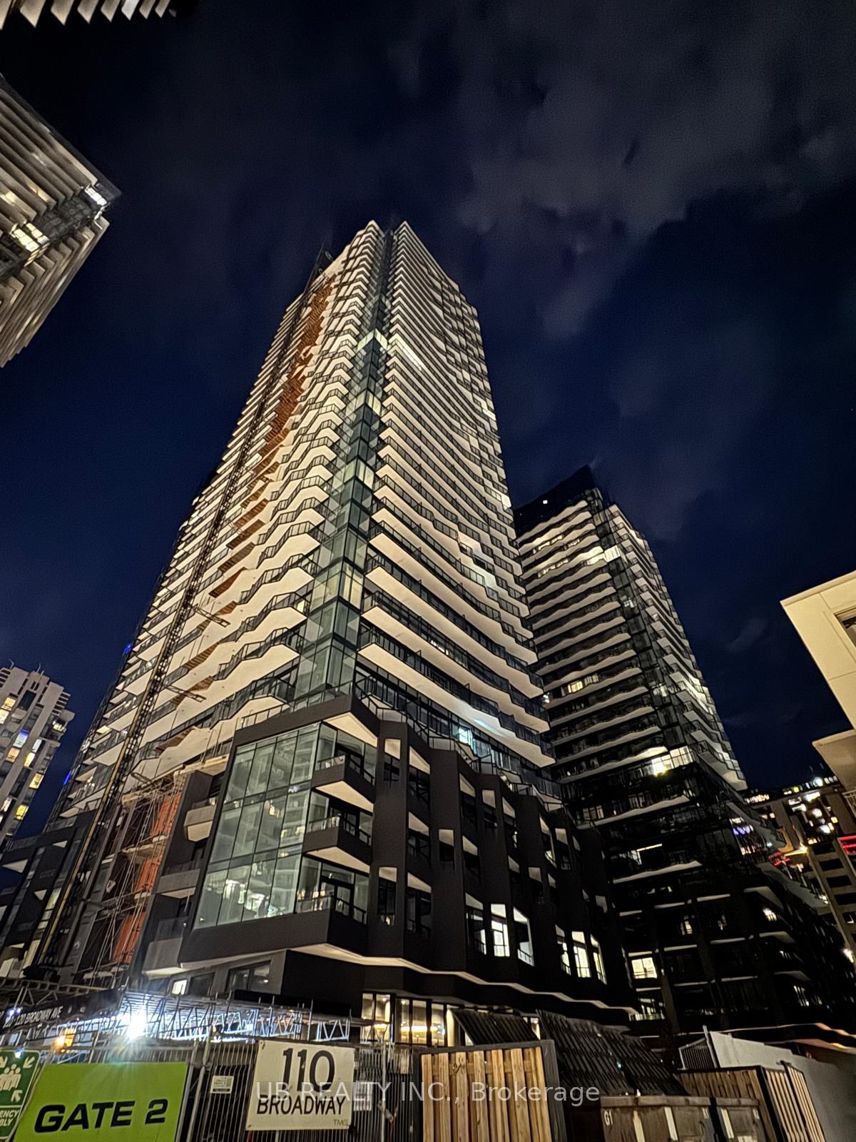 1009S-110 Broadway Avenue, Toronto, ON, M4P 1V7