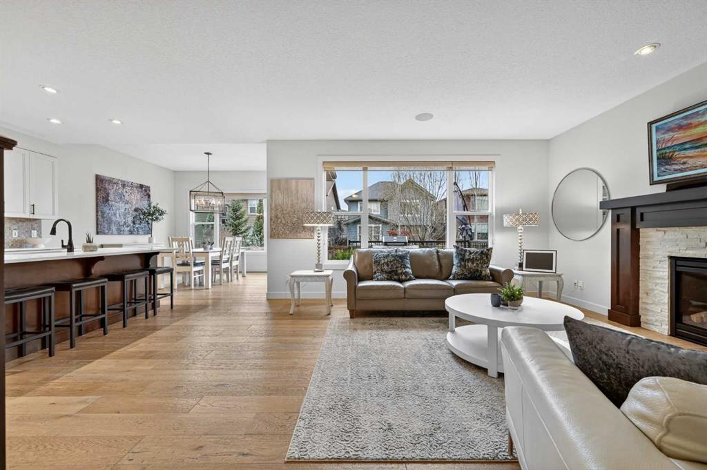 Additional image 6 of 19 Cranbrook Crescent SE, Calgary, AB, T3M 3L5