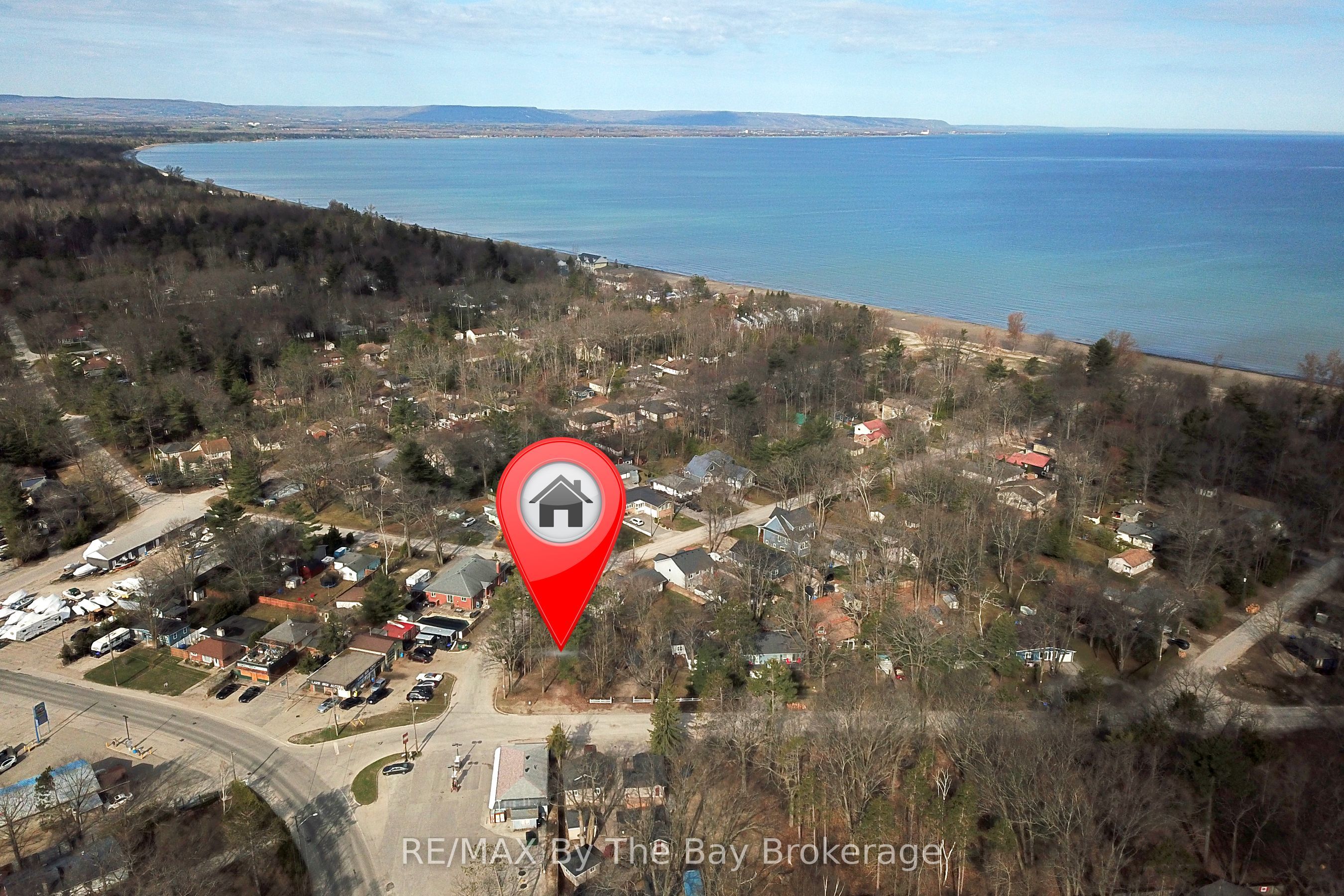 122 24th St N W/s Street, Wasaga Beach, ON, L9Z 2E8