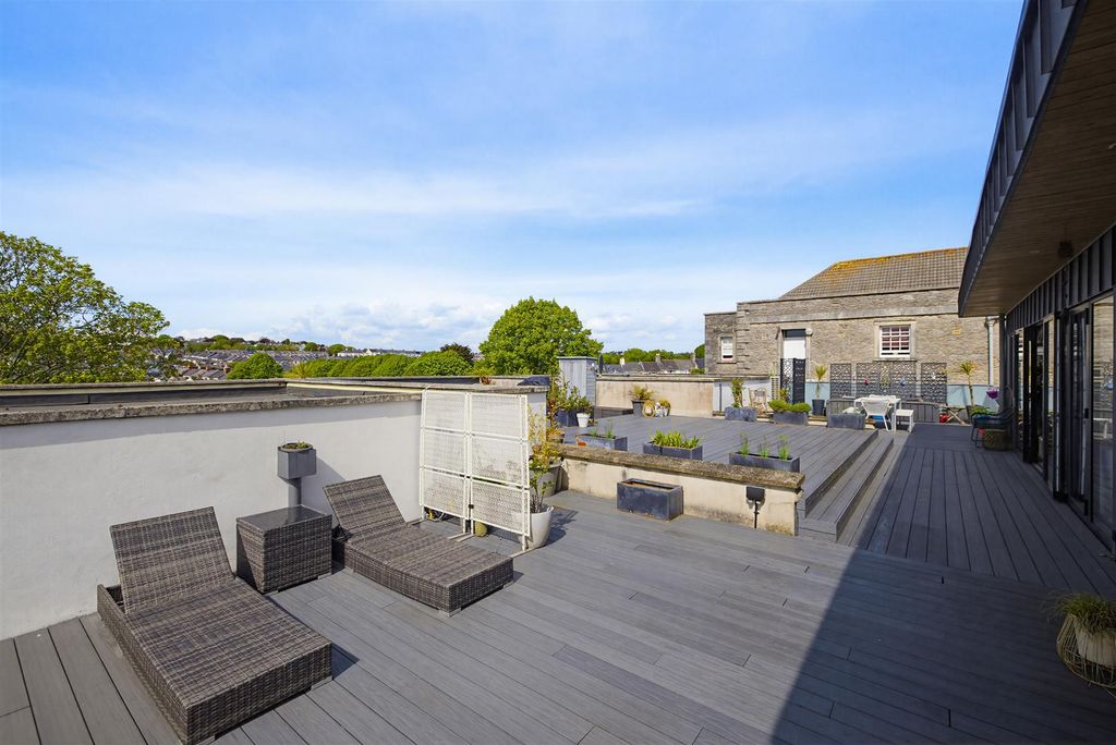 Additional image 7 of 3 bed flat for saleCraigie Drive, Plymouth PL1