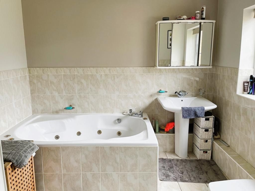 Additional image 9 of 5 bed detached house for saleWoolfehill Road, Eye, Peterborough PE6