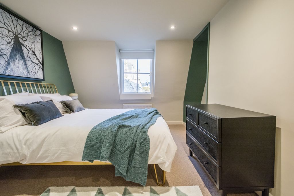 Additional image 15 of 2 bed flat to rentGay Street, Bath BA1