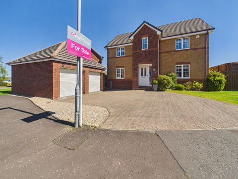 Strathmore Grove, Hairmyres, East Kilbride G75