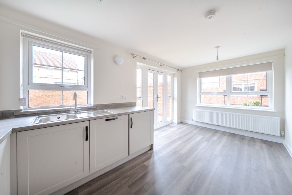Additional image 6 of 3 bed semi-detached house to rentSouthwold Drive, Hampton Beach, Peterborough PE7