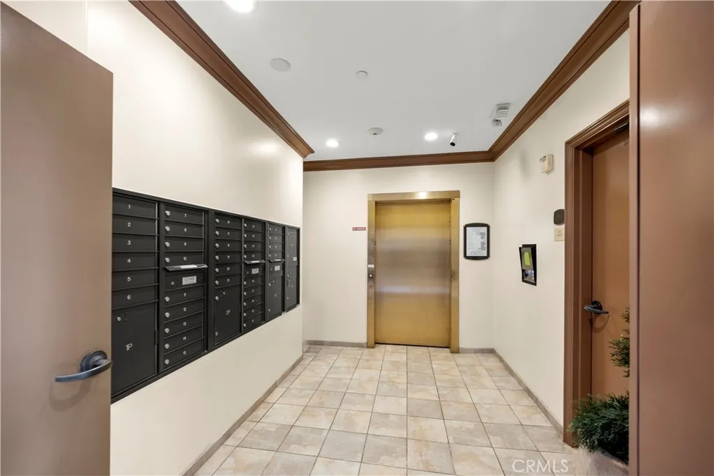 Additional image 61 of 401 Bernard Street Unit 409, Costa Mesa, CA 92627