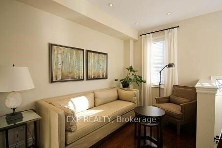 Additional image 8 of B-2 Fairleigh Crescent, Toronto, ON, M6C 3R8