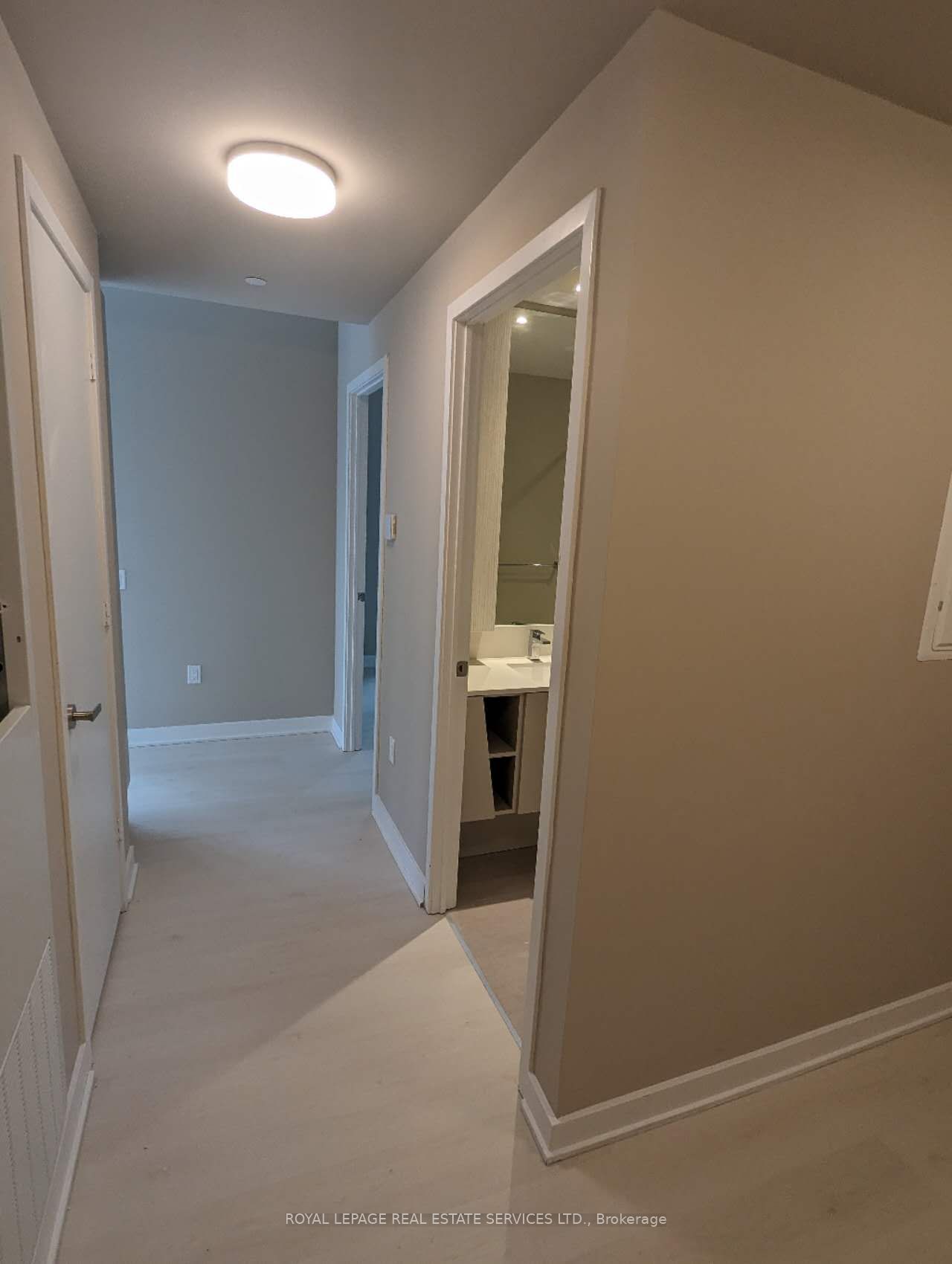Additional image 4 of 3003-3900 Confederation Parkway, Mississauga, ON, L5B 0M3