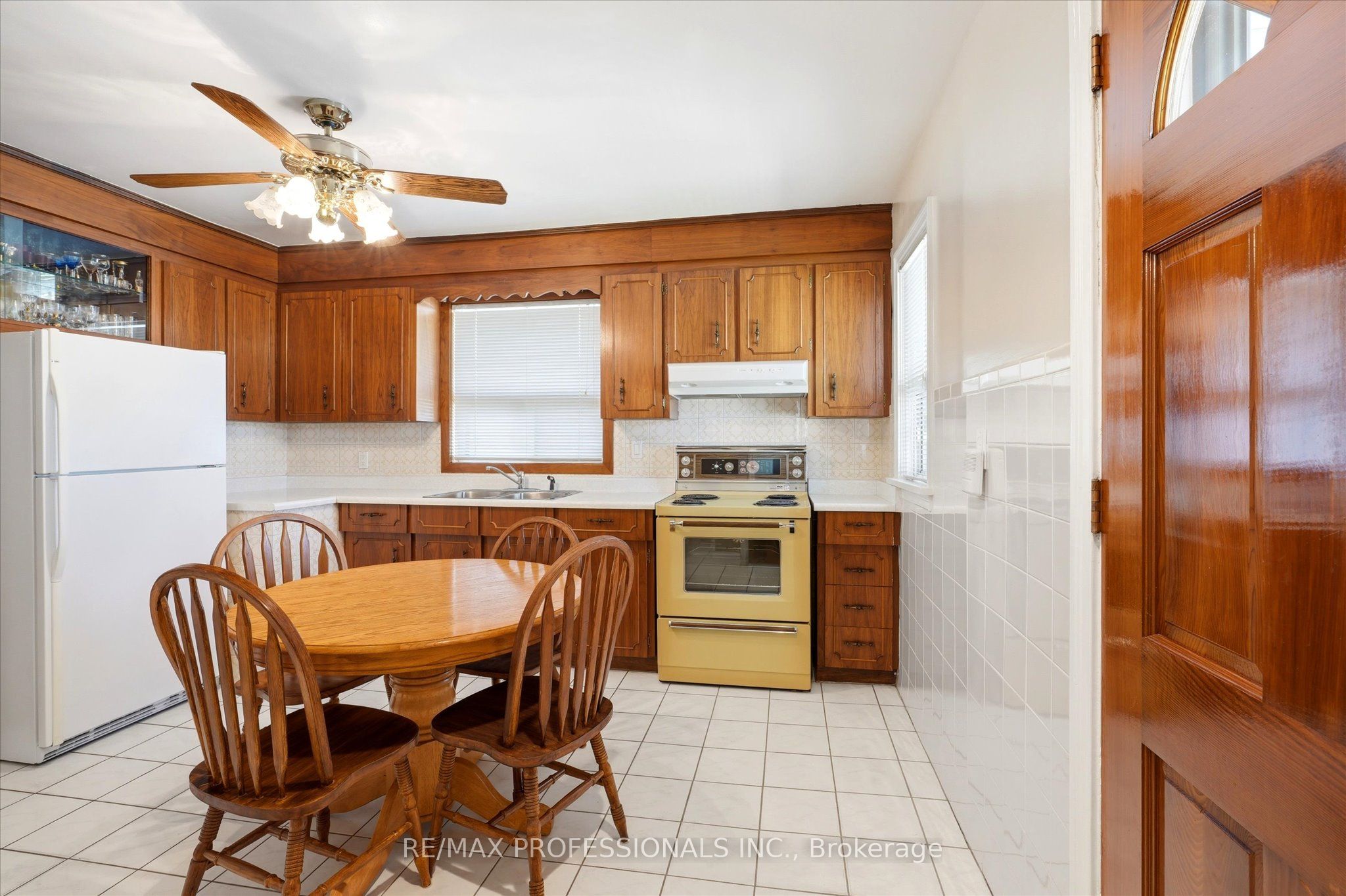 Additional image 4 of 31 Stanmills Road, Toronto, ON, M8Z 1Y1