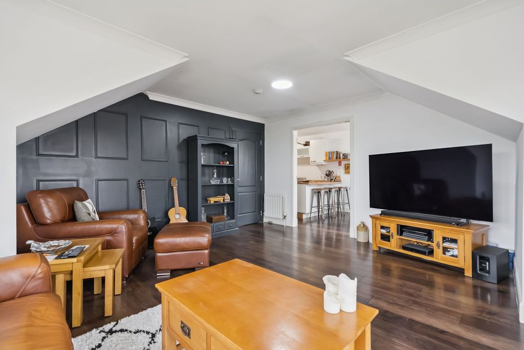 Additional image 7 of 2 bed flat for saleFlat 15, 3 Braid Avenue, Cardross G82