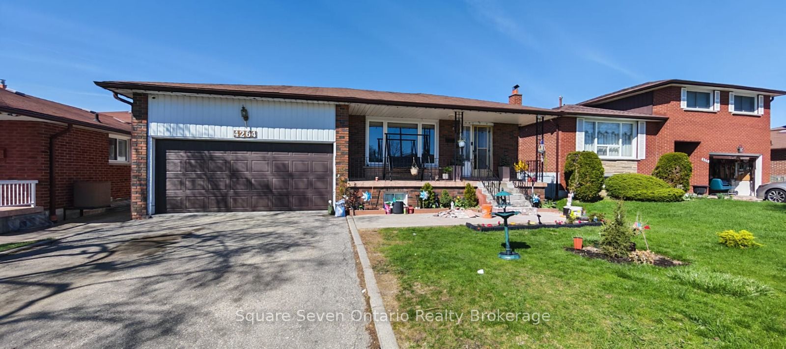 Basement-4264 Brandon Gate, Mississauga, ON, L4T 3K4
