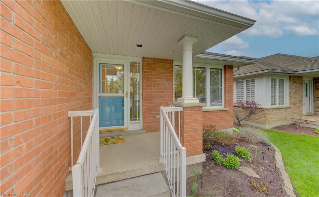 487 Brentcliffe Drive, Waterloo, ON, N2T 2R8 photo 3