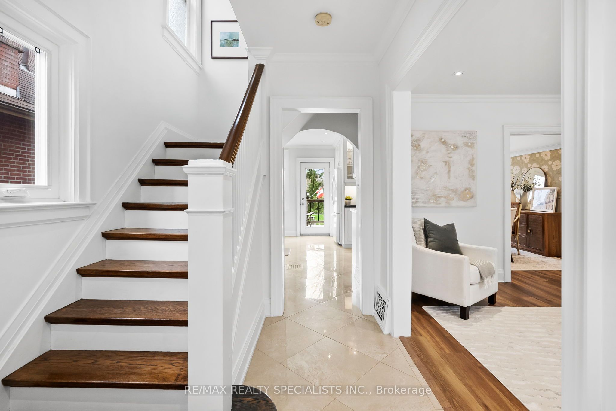 Additional image 4 of 18 Dartmouth Crescent, Toronto, ON, M8V 1X1