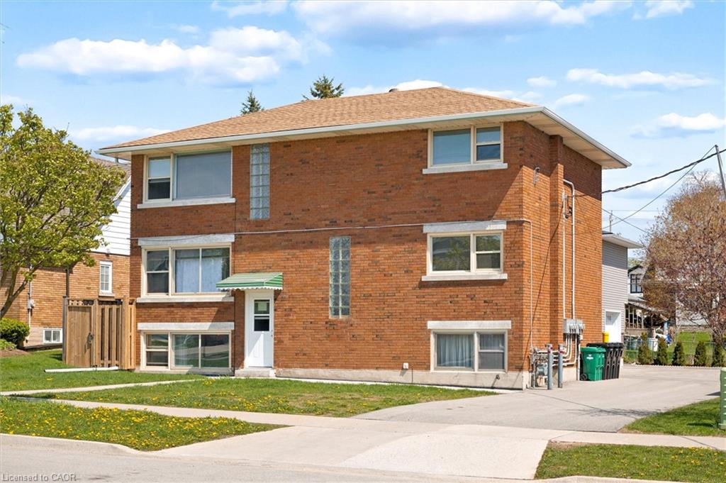 3-39 Third Avenue, Kitchener, ON, N2C 1N7