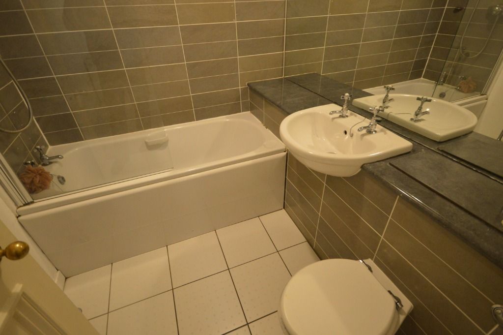 Additional image 9 of 2 bed flat to rentTay Street, Perth, Perthshire PH1