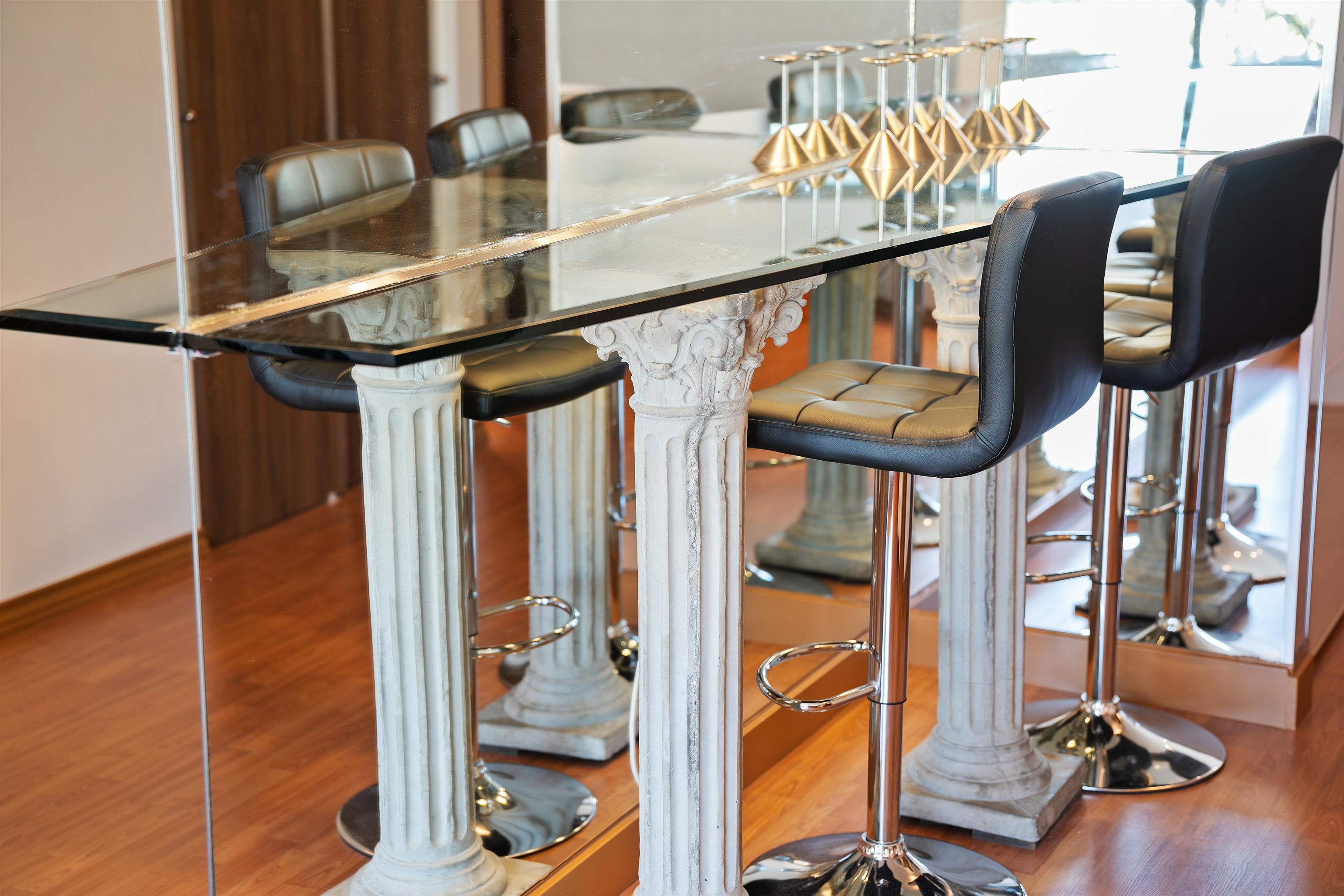 Additional image 4 of 210-2450 Cornwall Avenue, Vancouver, BC, V6K 1B8