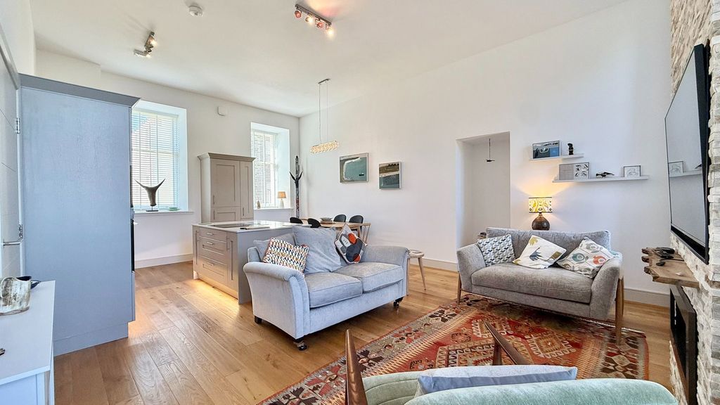 Additional image 10 of 3 bed flat for sale16 Great Glen Place, Inverness IV3