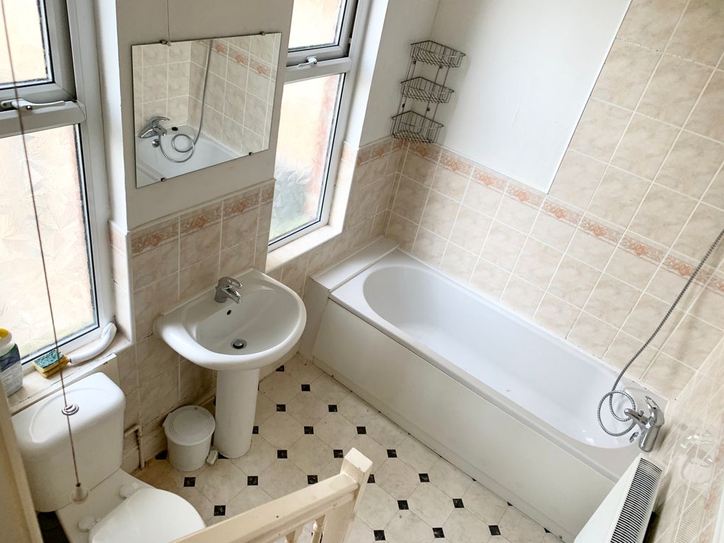 Additional image 4 of 1 bed flat to rentCoed Pella Road, Colwyn Bay LL29
