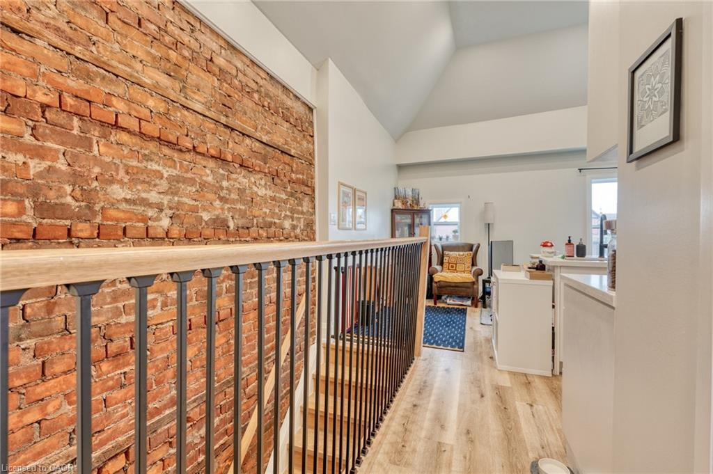 Additional image 2 of Upper-64 Oxford Street, Hamilton, ON, L8R 2X1