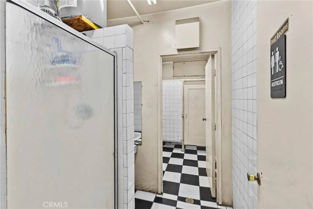 Additional image 21 of 715 Witmer St, Los Angeles, CA 90017