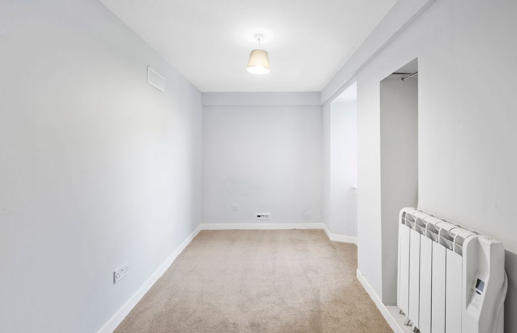 Additional image 4 of 1 bed flat to rentMain Street, Newton EH52