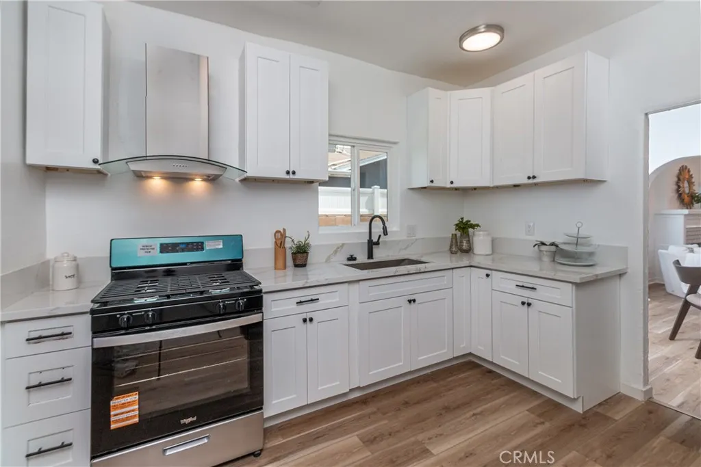 Additional image 54 of 2421 S Cloverdale Avenue, Los Angeles, CA 90016