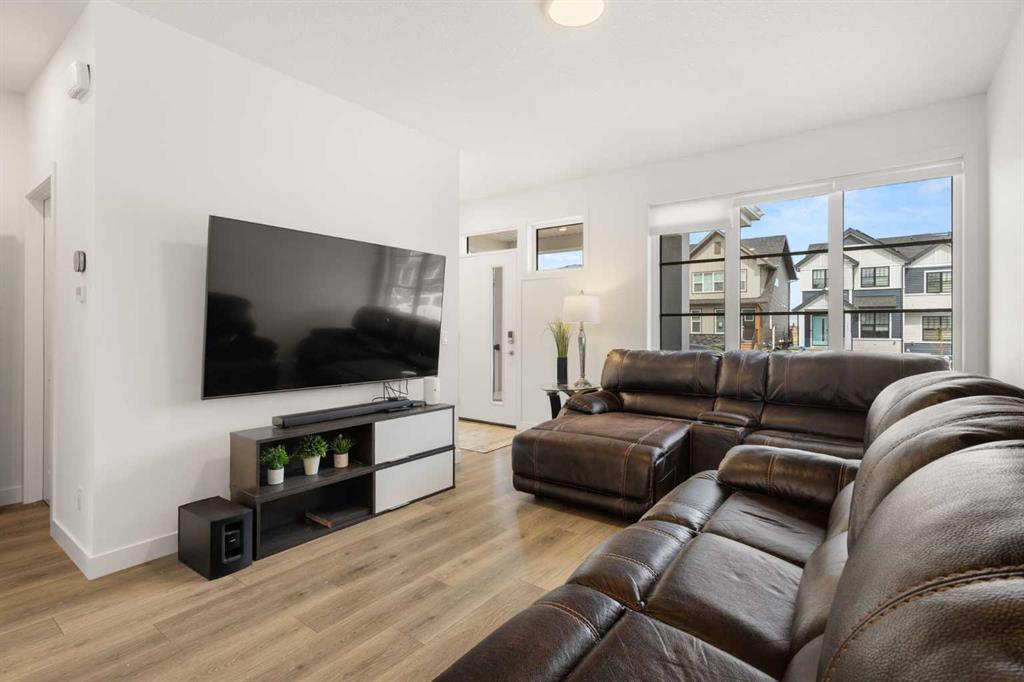 Additional image 4 of 19825 45 Street SE, Calgary, AB, T3M 3B5