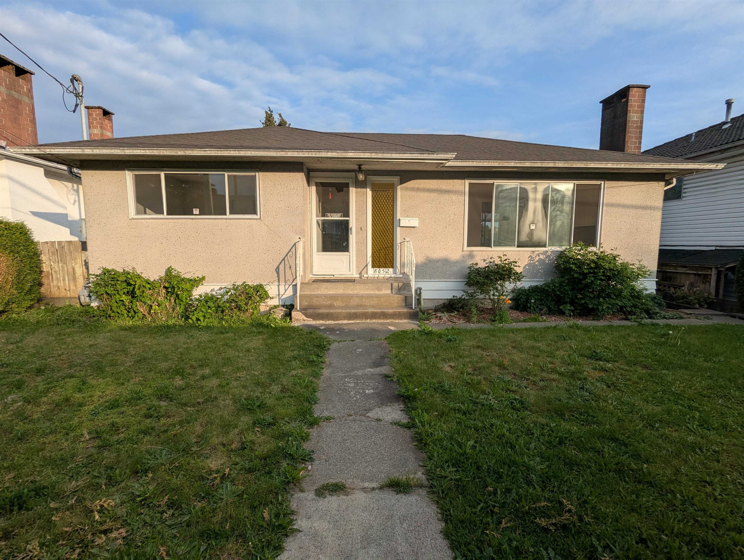 8052 11th Avenue, Burnaby, BC, V3N 2N7