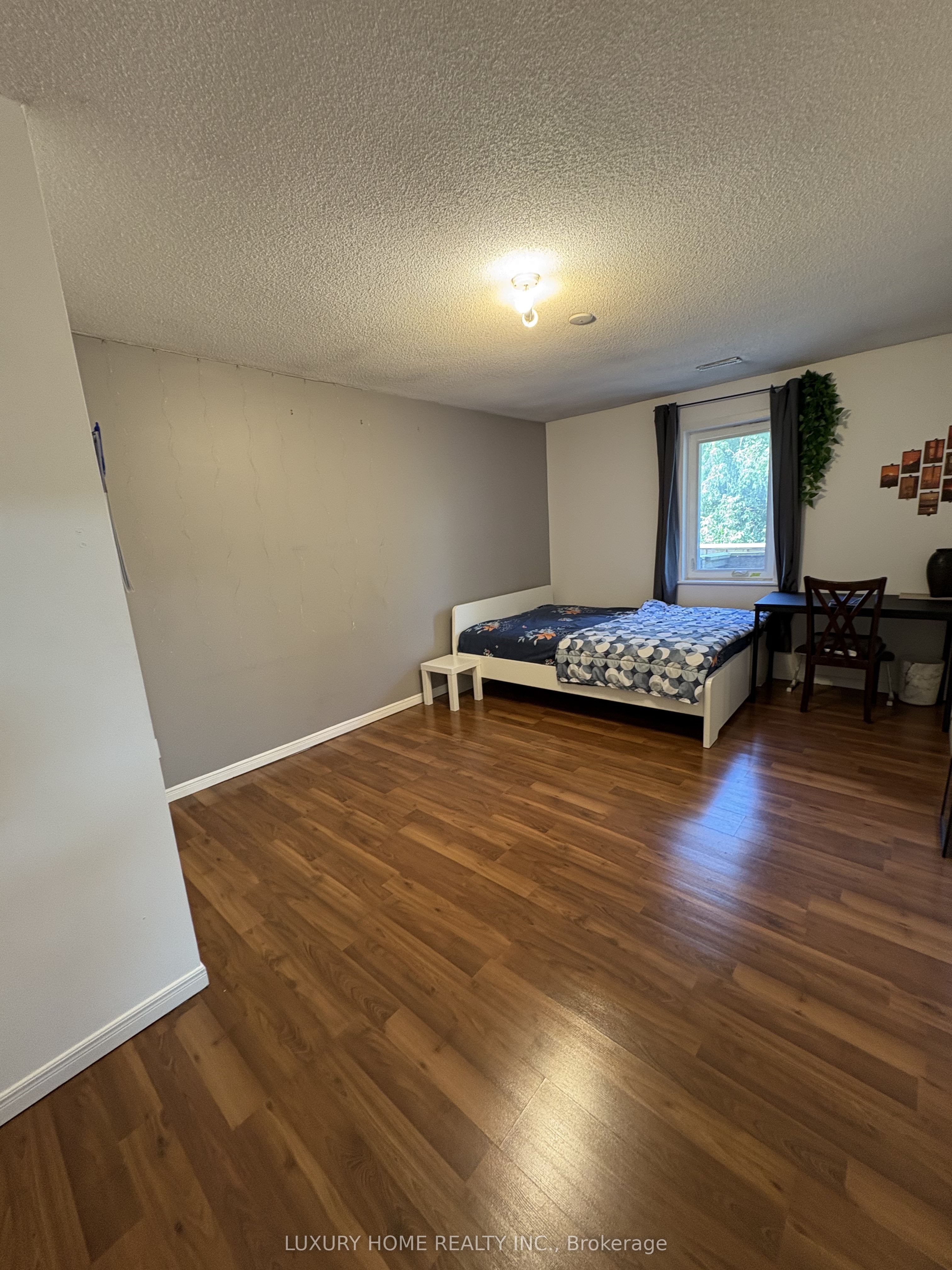 Additional image 3 of Second Floor-186 King Road, Richmond Hill, ON, L4E 2W1