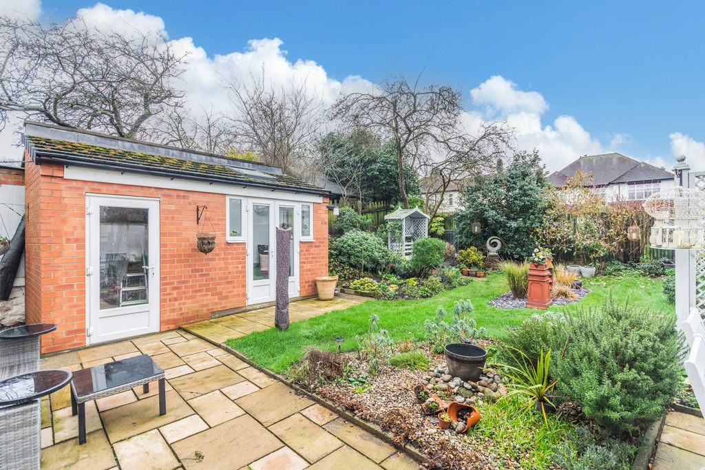 Additional image 21 of 4 bed semi-detached house for saleKing Edward Avenue, Mansfield NG18