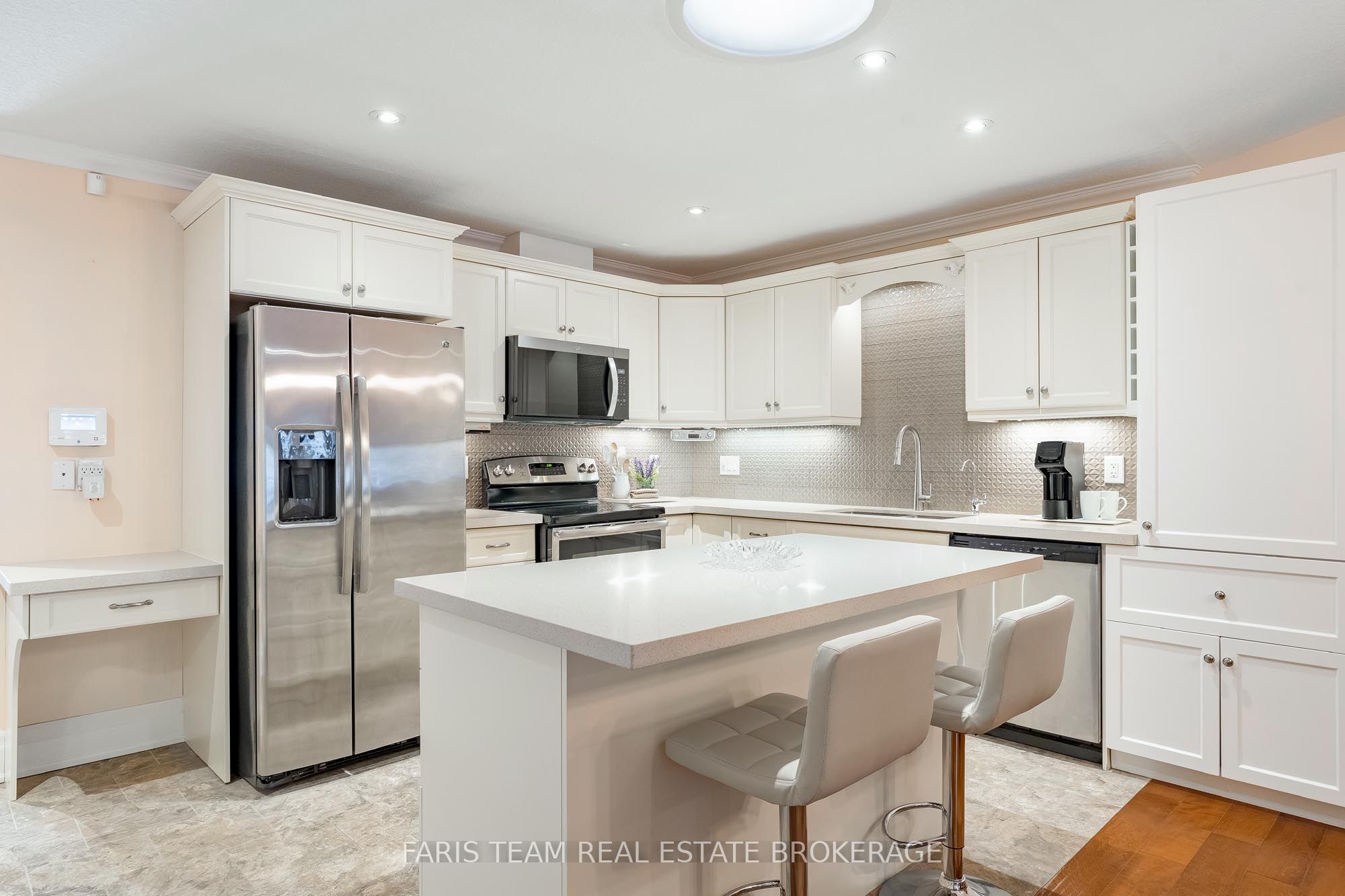 189 Greenway Drive, Wasaga Beach, ON, L9Z 0E6