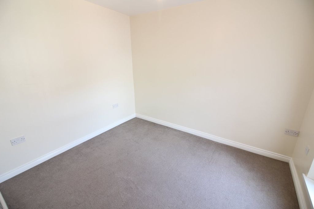 Additional image 6 of 2 bed terraced house to rentSilver Street, Pontywaun, Cross Keys, Newport NP11