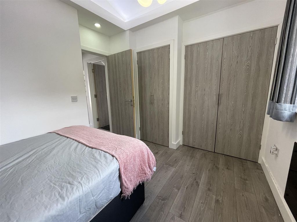 Additional image 10 of 1 bed flat to rentThe Parade, Roath, Cardiff CF24