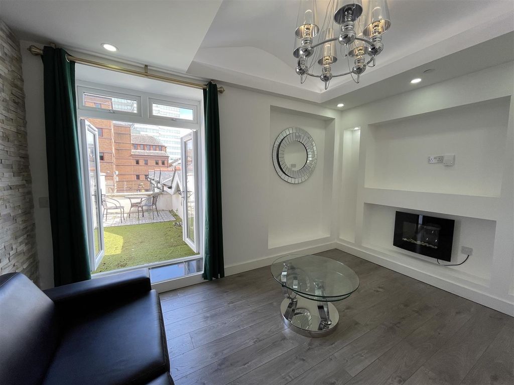 Additional image 2 of 1 bed flat to rentThe Parade, Roath, Cardiff CF24