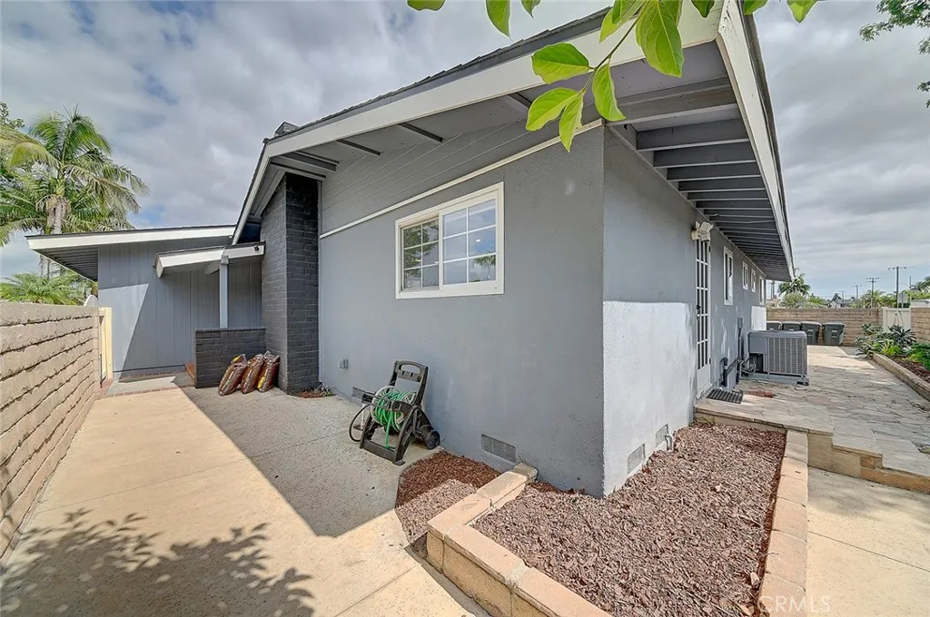 Additional image 116 of 2044 W Spruce Avenue, Orange, CA 92868