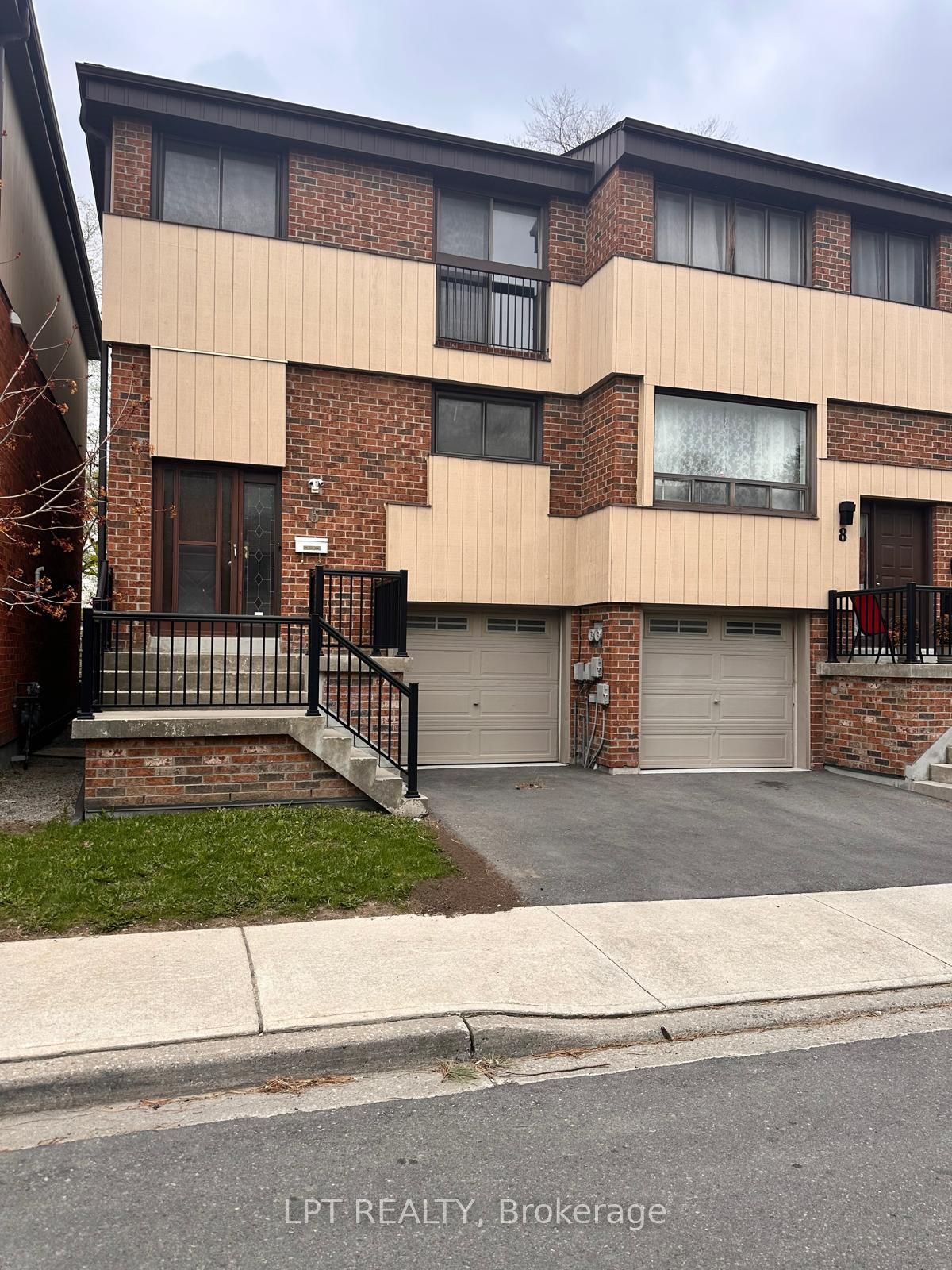 6 Maple Branch Pathway, Toronto, ON, M9P 3T5