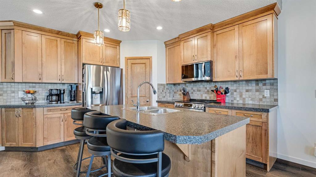 Additional image 3 of 36 New Brighton Landing SE, Calgary, AB, T2Z0S5