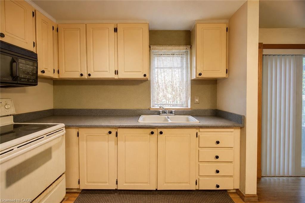 207 Linden Drive, Cambridge, ON, N3H 4Y1 photo 3
