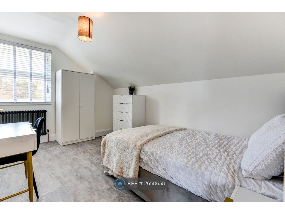 Additional image 33 of 5 bed maisonette to rentStocker Road, Bognor Regis PO21