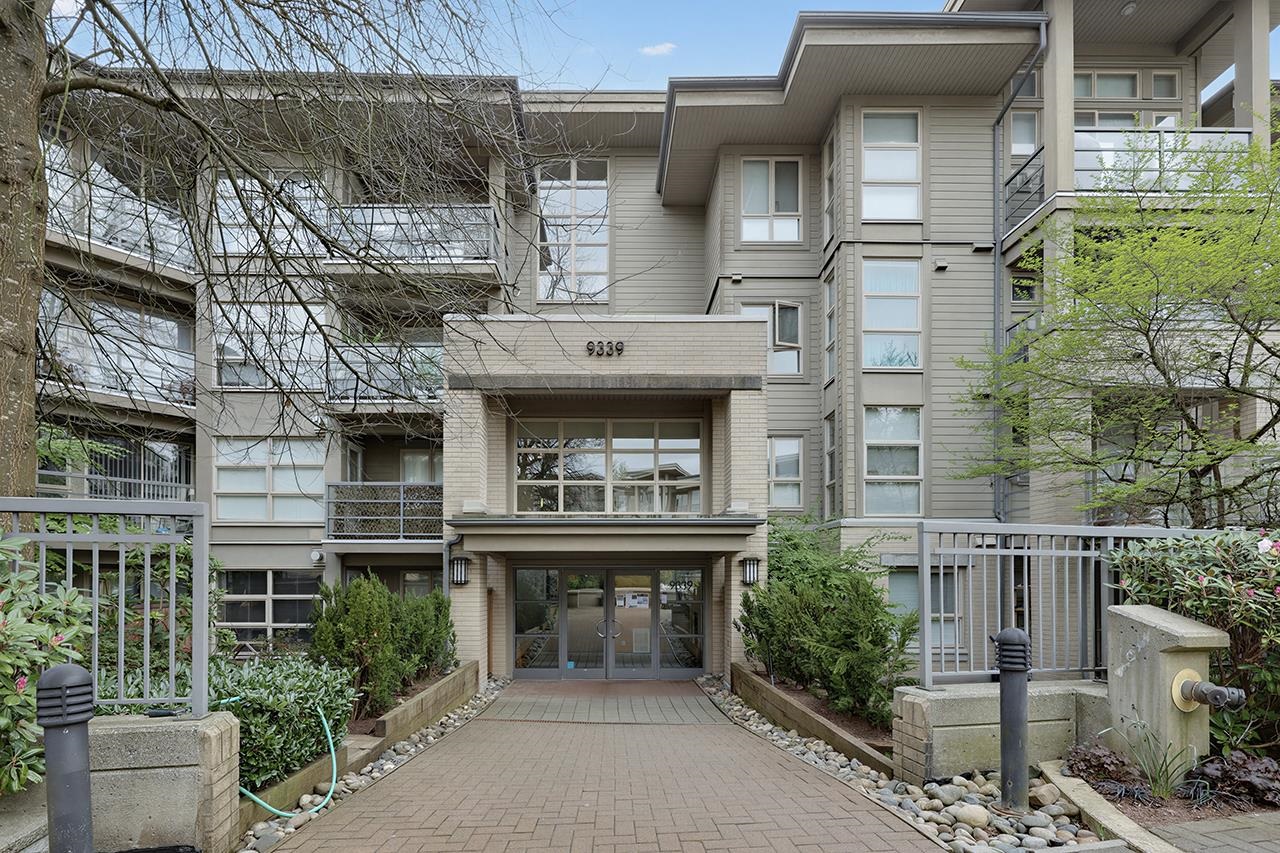 403-9339 University Crescent, Burnaby, BC, V5A 4Y1